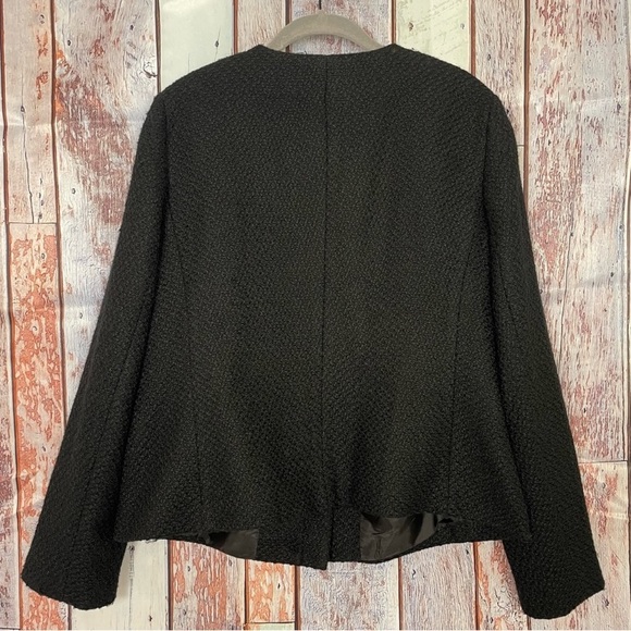 ✨✨Host Pick ✨Talbots Tweed Zip Up Jacket, Faux Leather Pockets, Black Wool Blend - Picture 6 of 11